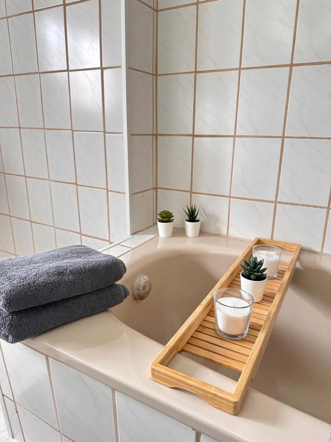 Appartement Auhagen - Kueche, Badewanne, Regendusche, Netflix Luaran gambar